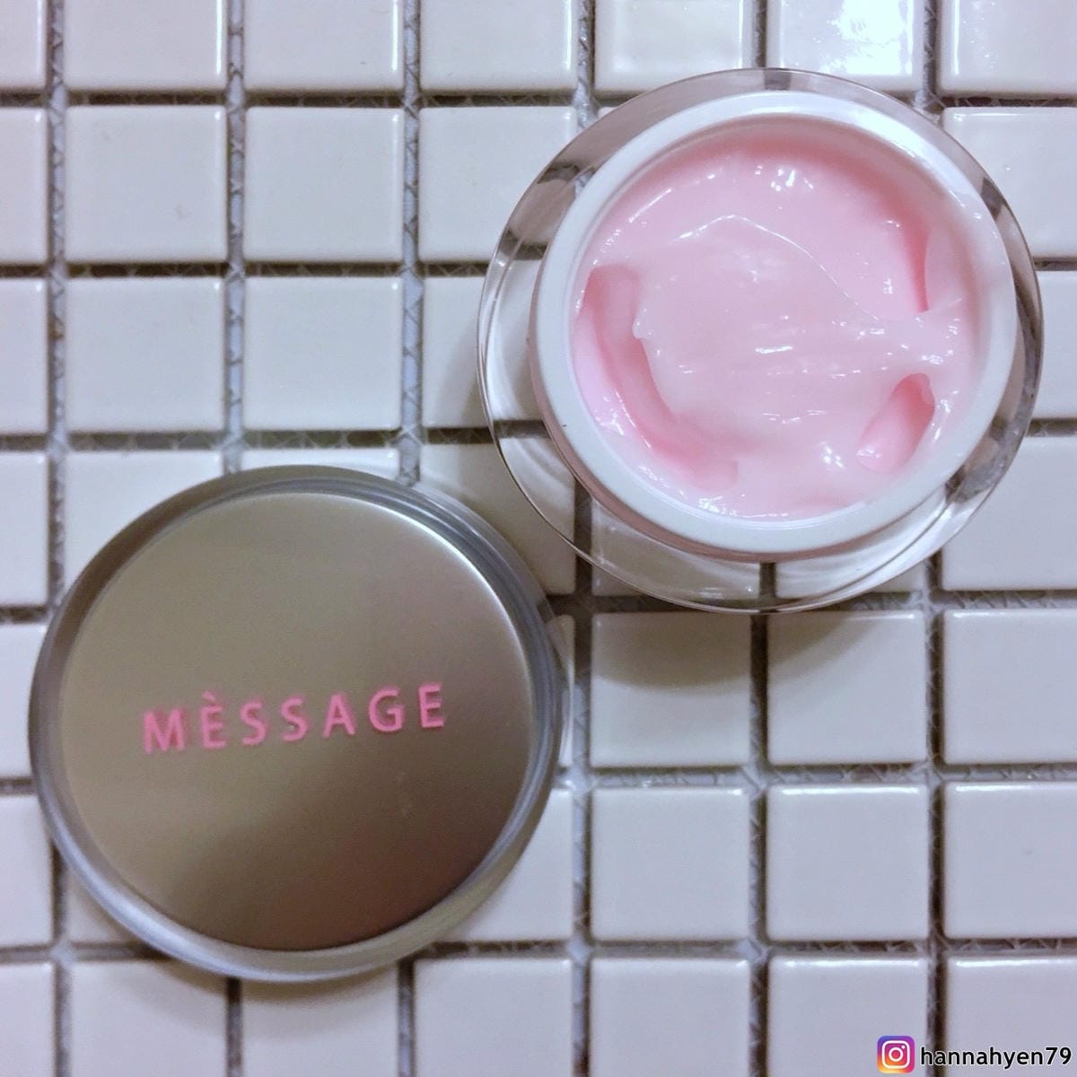 台灣保養品牌║日常保養║保養║保濕║肌膚護理║精華液║Essence║Moisturizer║Cream║SkinCareProducts║Mèssage 肌膚啟示 台灣保養品牌║日常保養║保養║保濕║肌膚護理║精華液║Essence║Moisturizer║Cream║SkinCareProducts║Mèssage 肌膚啟示