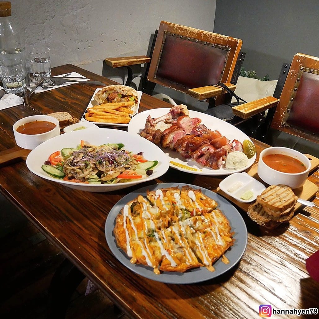 台北文山║德國料理║舒曼六號餐館║Schumann%5Cs Bistro No. 6║歐式餐廳║臺北美食║台北甜點║台北食記║台北 美食 推薦║德國豬腳║網美集散地║網美景點