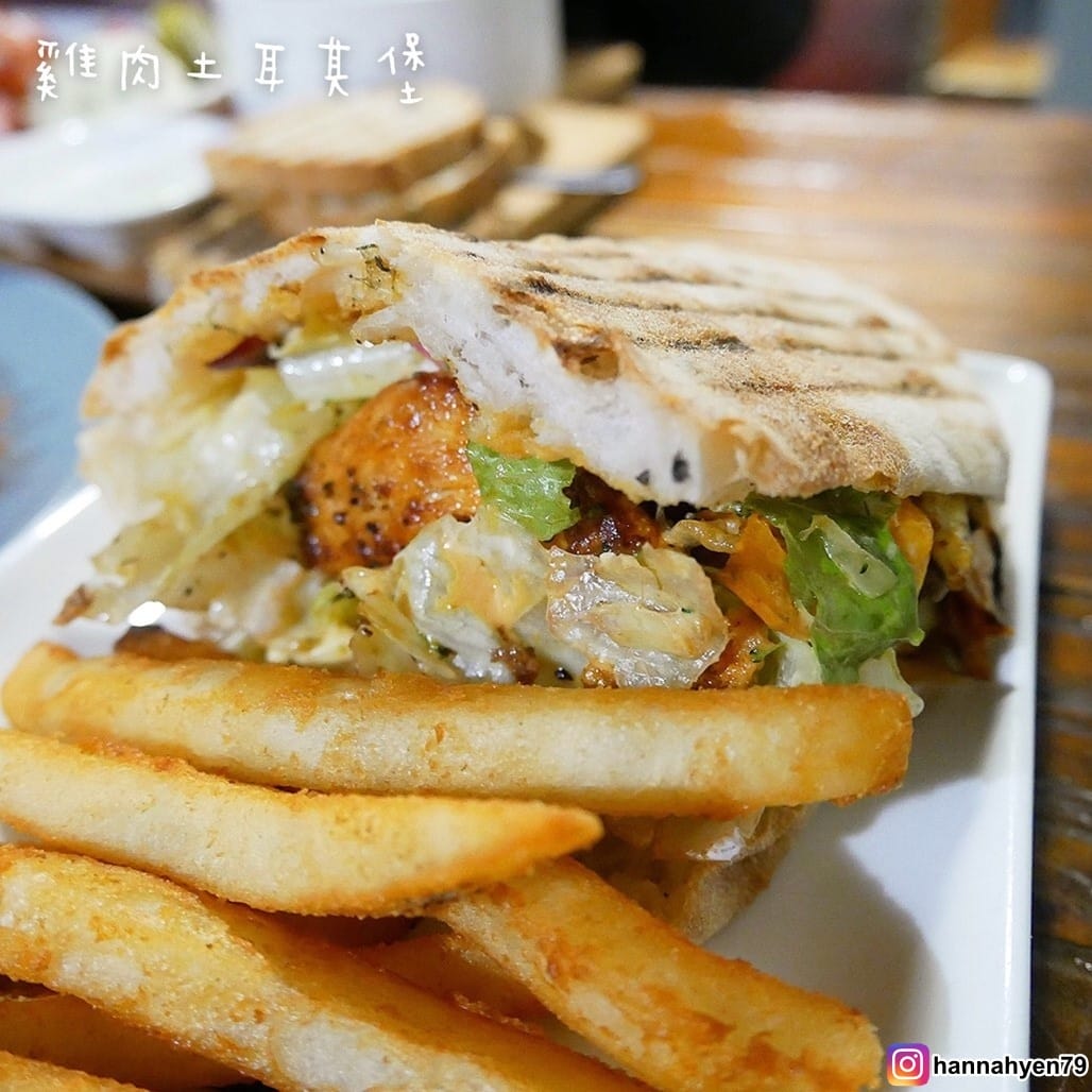 台北文山║德國料理║舒曼六號餐館║Schumann%5Cs Bistro No. 6║歐式餐廳║臺北美食║台北甜點║台北食記║台北 美食 推薦║德國豬腳║網美集散地║網美景點