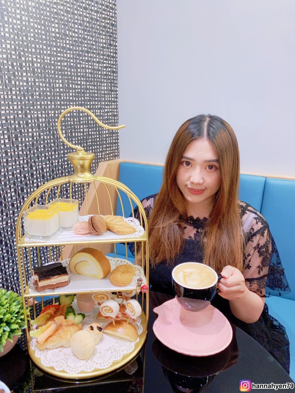 鮪魚家族飯店 下午茶║Fish Lab Coffee║高雄火車站║高雄 下午茶║高雄美食║高雄甜點║高雄食記║網美集散地║網美景點║高雄 美食 推薦 鮪魚家族飯店 下午茶║Fish Lab Coffee║高雄火車站║高雄 下午茶║高雄美食║高雄甜點║高雄食記║網美集散地║網美景點║高雄 美食 推薦