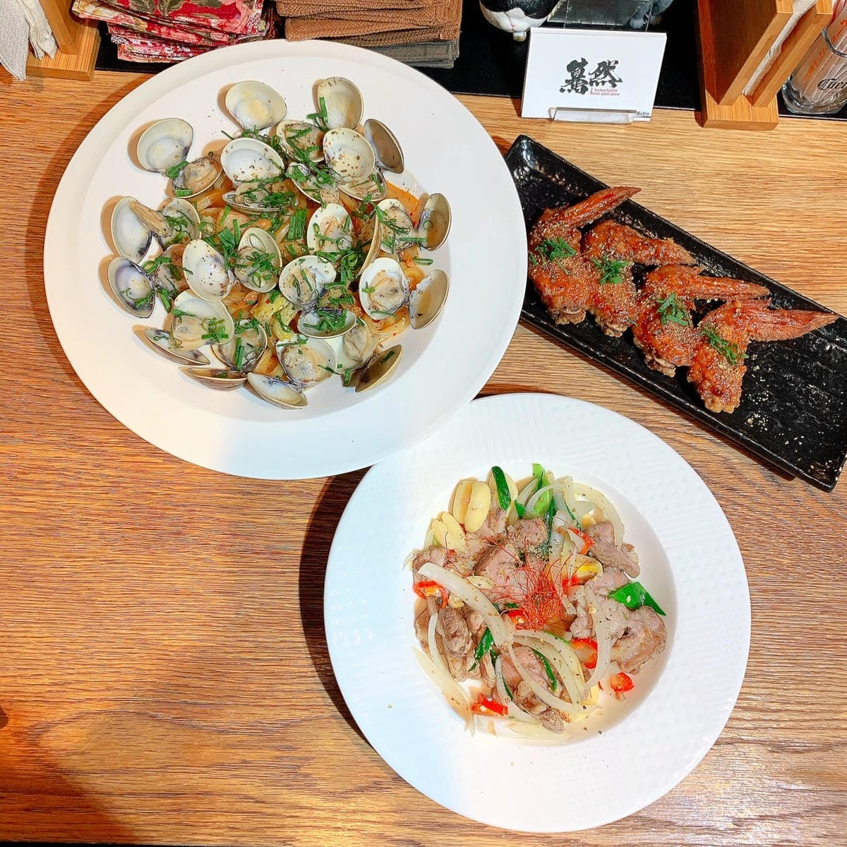 高雄宵夜推薦║驀然餐酒館║高雄美食║高雄酒吧║高雄餐酒館║鼓山區美食║瑞豐美食║鼓山美食║高雄夜市║瑞豐夜市║捷運巨蛋站║台灣美食║高雄食記║網美集散地║網美景點║高雄