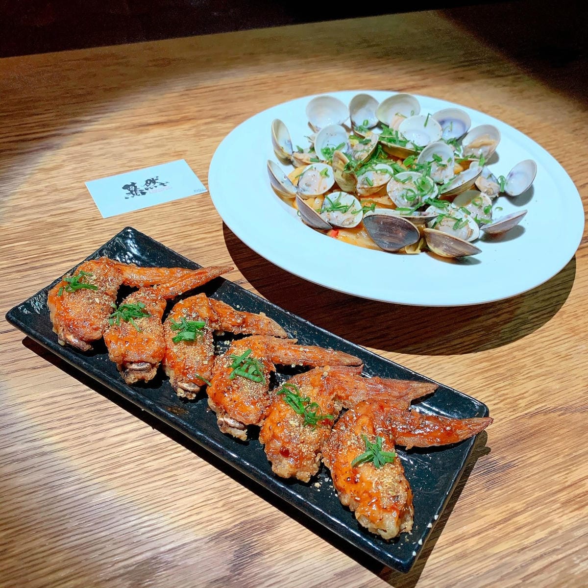 高雄宵夜推薦║驀然餐酒館║高雄美食║高雄酒吧║高雄餐酒館║鼓山區美食║瑞豐美食║鼓山美食║高雄夜市║瑞豐夜市║捷運巨蛋站║台灣美食║高雄食記║網美集散地║網美景點║高雄