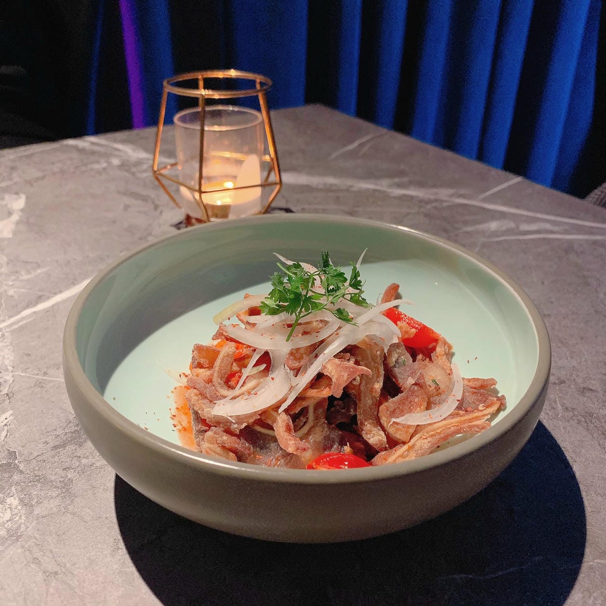 房間餐酒║The Room Bistro║台北特色餐廳║台北餐酒館推薦║台北主題餐廳║東區美食║大安區美食║台北美食║台北酒吧║台北餐廳║東區酒吧║台北宵夜║忠孝復興美食