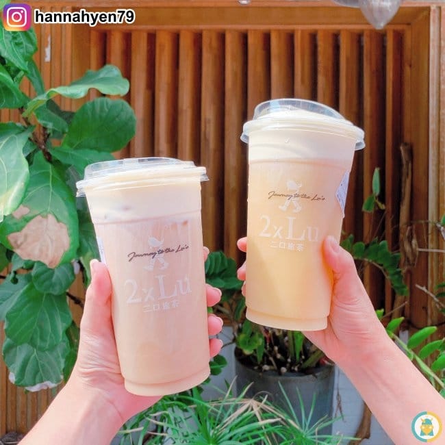 台北信義區║2xLu二口旅茶║綠山農場鮮奶油║捷運永春站║台北飲料║信義區美食║台北美食║手搖飲料║手搖飲 推薦║網美店║連鎖飲料店║網美打卡║文青必買║手搖杯 台北信義區║2xLu二口旅茶║綠山農場鮮奶油║捷運永春站║台北飲料║信義區美食║台北美食║手搖飲料║手搖飲 推薦║網美店║連鎖飲料店║網美打卡║文青必買║手搖杯