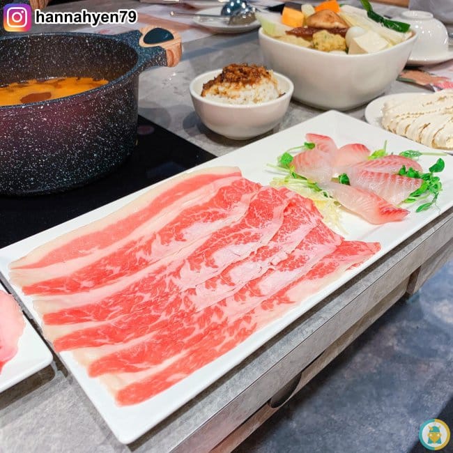 高CP值║台北平價火鍋║1+1鍋物║信義區美食║台北美食║信義美食║捷運市政府站║市政府美食║台北火鍋║Att 4 fun 美食║象山站美食║信義區餐廳║象山站║Taip