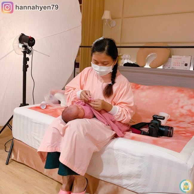 台北新生兒攝影推薦║嬰悅新生兒寫真║到府拍攝║寶寶攝影║嬰兒攝影║新生兒拍攝║寶寶寫真║嬰兒寫真║月子中心 新生兒 攝影║新北市新生兒攝影║全家福║滿月照║彌月卡