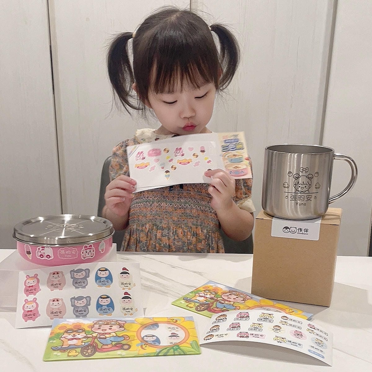 育兒好物║ 作伴║幼稚園防水耐高溫姓名貼║三色碗推薦║ 幼兒園準備║托嬰準備║姓名貼推薦║幼兒園不繡鋼杯推薦║育兒分享║我不要變成黃臉婆