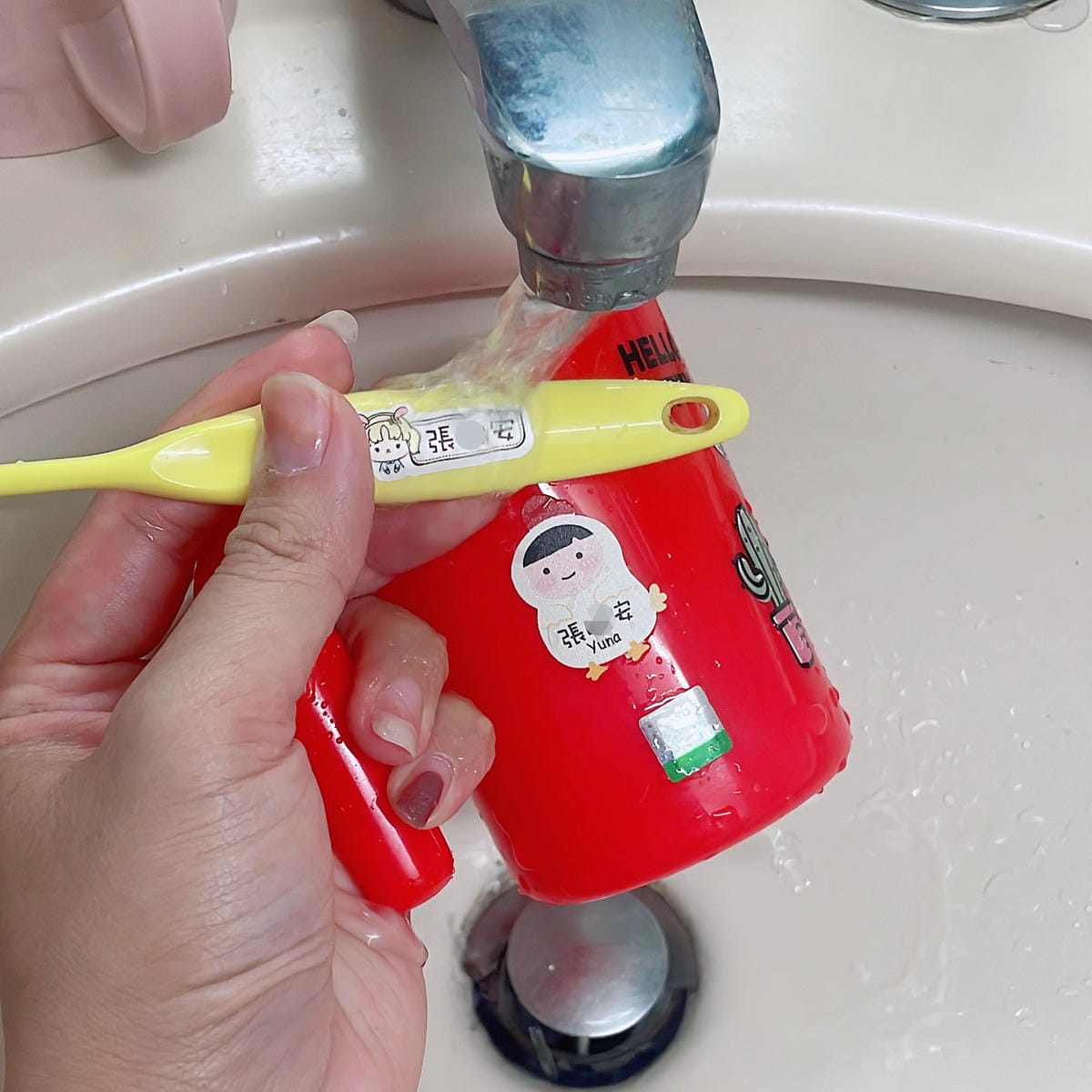 育兒好物║ 作伴║幼稚園防水耐高溫姓名貼║三色碗推薦║ 幼兒園準備║托嬰準備║姓名貼推薦║幼兒園不繡鋼杯推薦║育兒分享║我不要變成黃臉婆