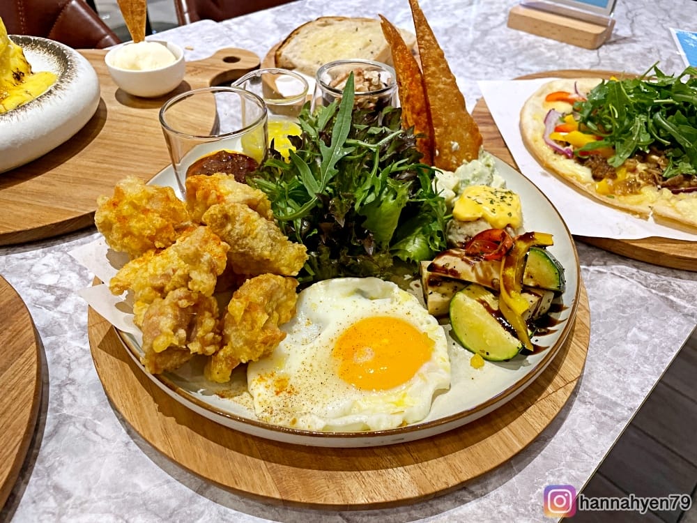 成真咖啡 ComeTrue CAFE 高雄義享天地店║ 高雄鼓山║高雄美食║高雄景點║高雄旅遊║高雄餐廳║高雄咖啡║高雄早午餐║高雄義大利麵