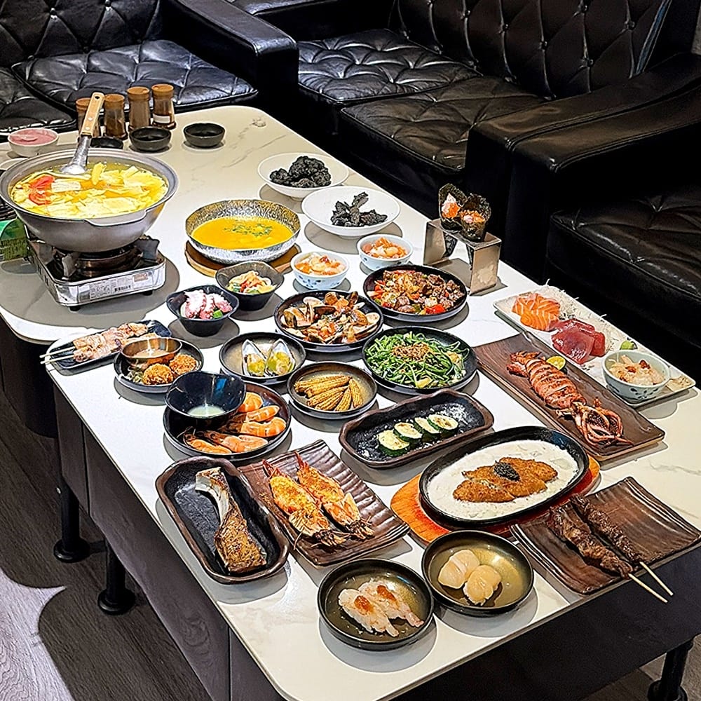 高雄餐廳推薦║這間串燒║吃到飽║KTV包廂唱歌║苓雅美食║高雄美食║鼓山美食║高雄景點║高雄旅遊║高雄餐廳║高雄吃到飽║苓雅區美食║苓雅區餐廳║高雄流行音樂中心附近美食 高雄餐廳推薦║這間串燒║吃到飽║KTV包廂唱歌║苓雅美食║高雄美食║鼓山美食║高雄景點║高雄旅遊║高雄餐廳║高雄吃到飽║苓雅區美食║苓雅區餐廳║高雄流行音樂中心附近美食