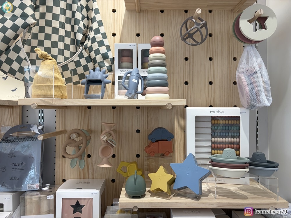 開箱✤城市裡的育兒綠洲!走進【BabyCity桃園旗艦店】一站購足嬰兒用品 @ BabyCity體驗旗艦店║桃園媽媽購物景點║桃園babycafe║台灣貝親評價║新手爸媽必逛選品店 - 第28張圖 開箱✤城市裡的育兒綠洲!走進【BabyCity桃園旗艦店】一站購足嬰兒用品 @ BabyCity體驗旗艦店║桃園媽媽購物景點║桃園babycafe║台灣貝親評價║新手爸媽必逛選品店